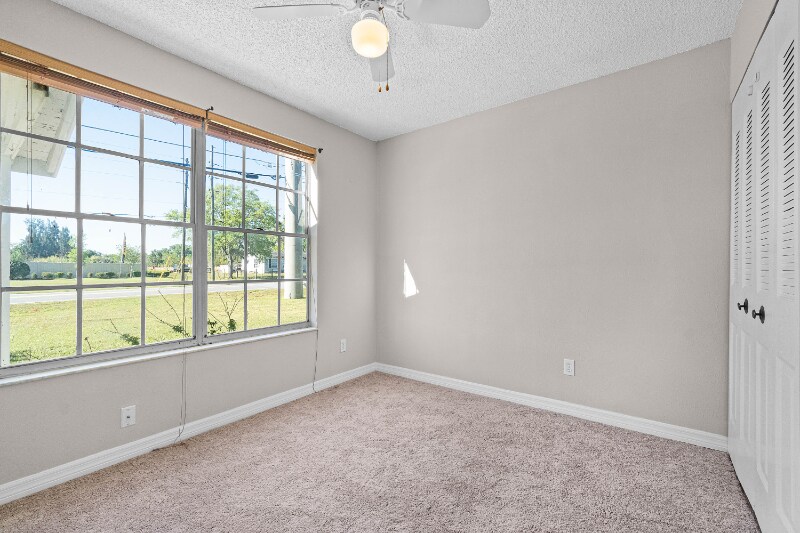 Building Photo - 4751 Deer Run Rd