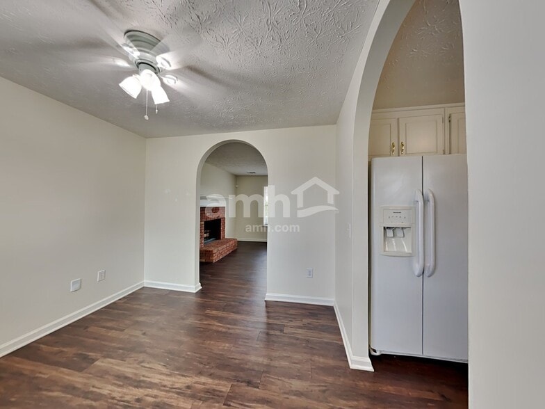 Building Photo - 4135 Janel Ln