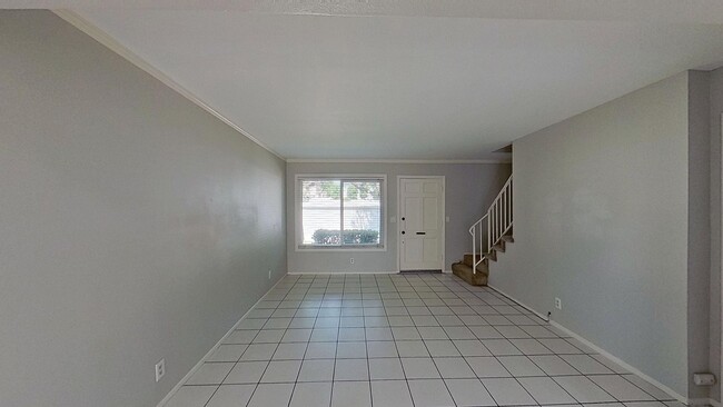 Building Photo - 4546 Jamestowne