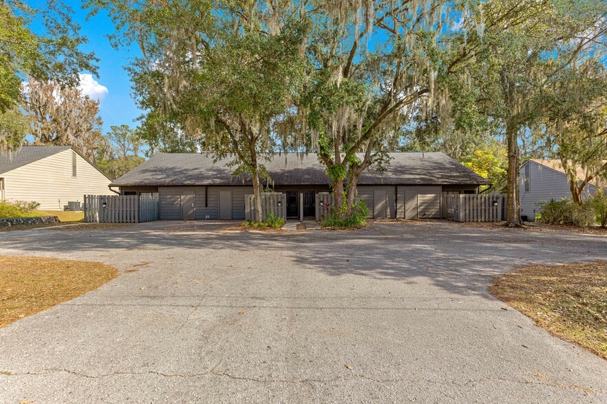 Building Photo - 4151 SE 22nd Ave