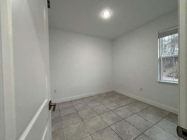 Building Photo - 9130 N Mendoza Way