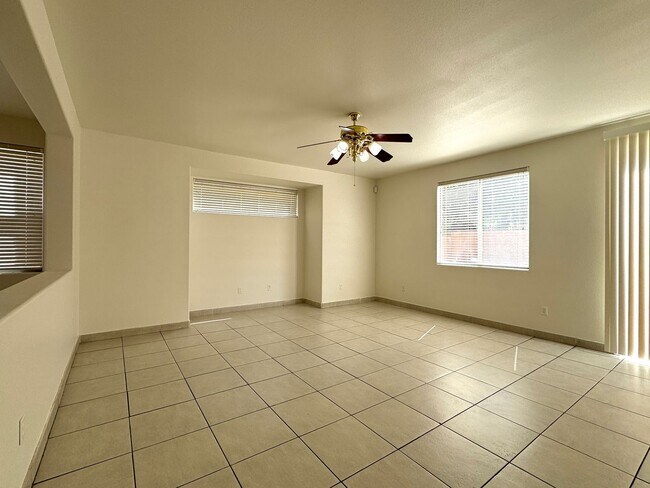 Building Photo - 6839 Scarlet Flax St