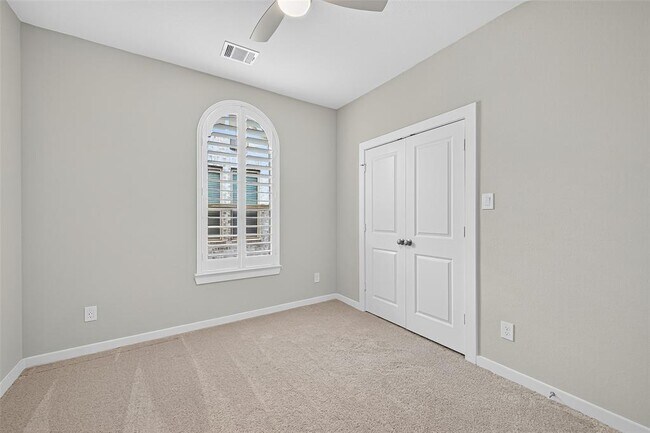 Building Photo - 11238 Buchanan Cvs Ln