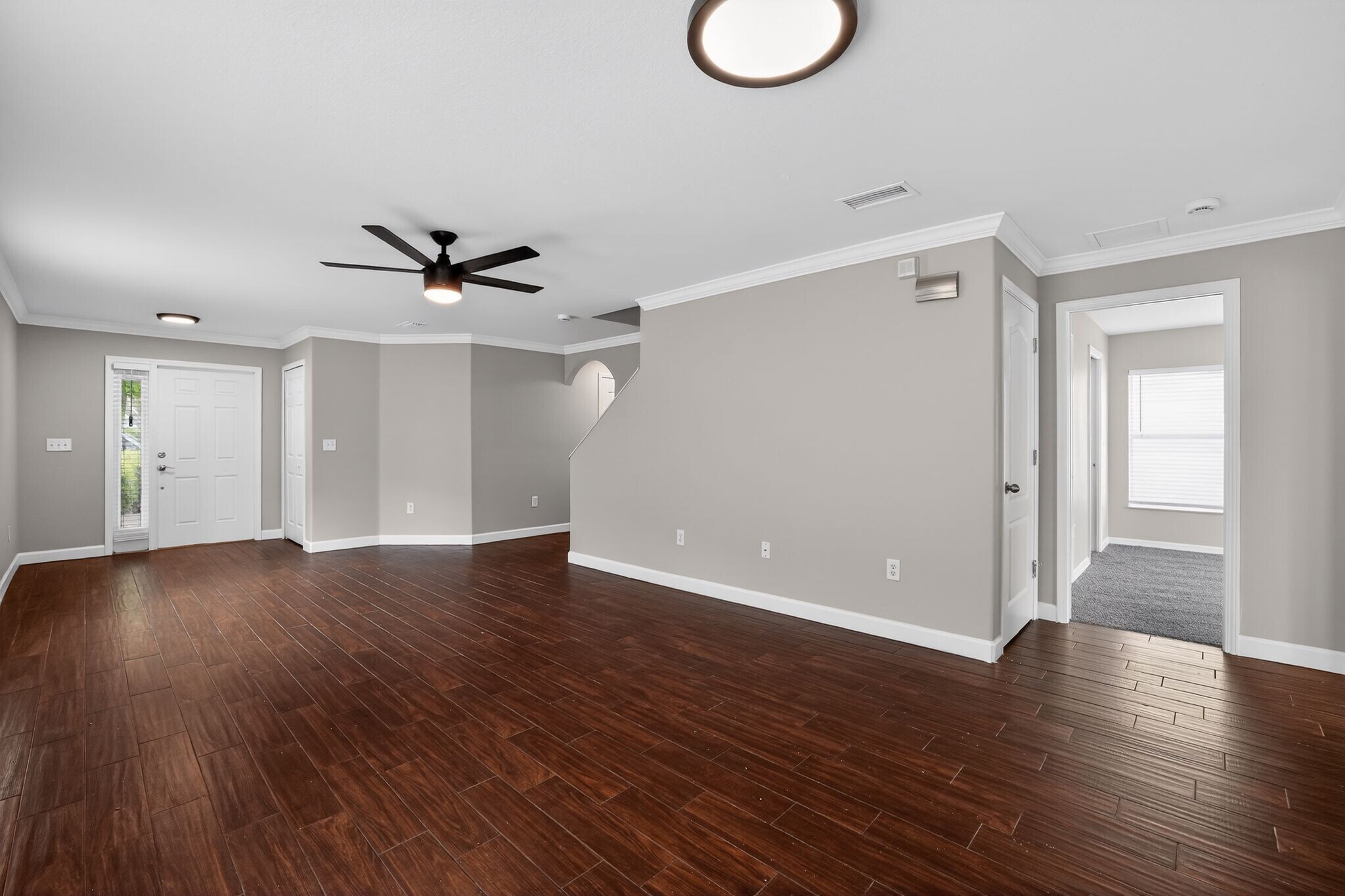 Building Photo - 10629 Shady Preserve Dr