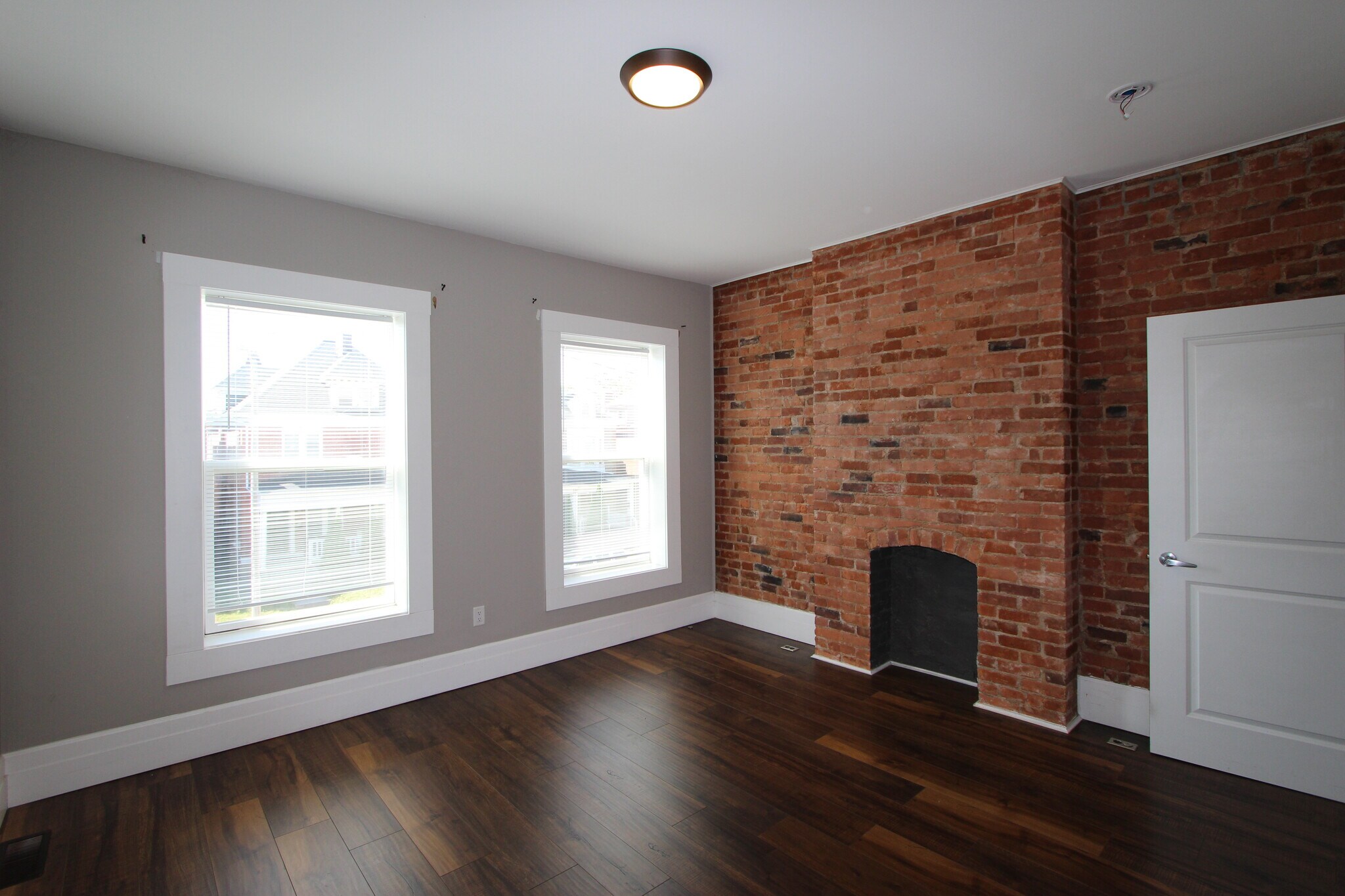 Building Photo - 164 N 18th St