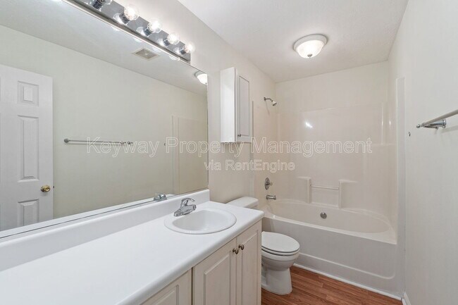 Building Photo - 123 Portofino Ln SW