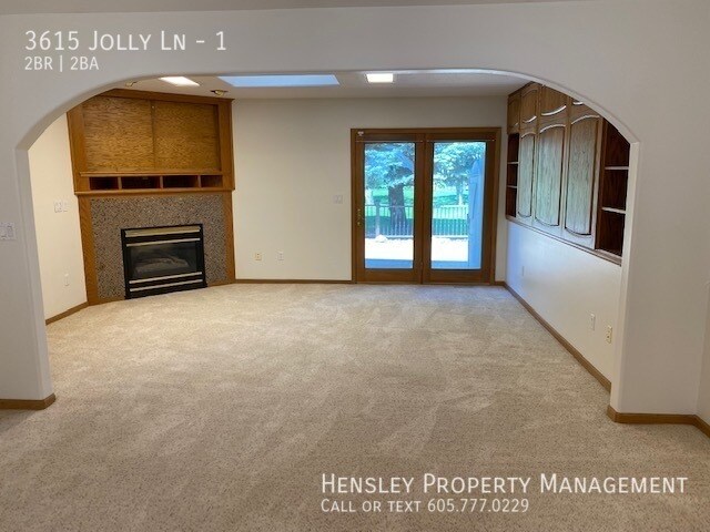 Building Photo - 3615 Jolly Ln