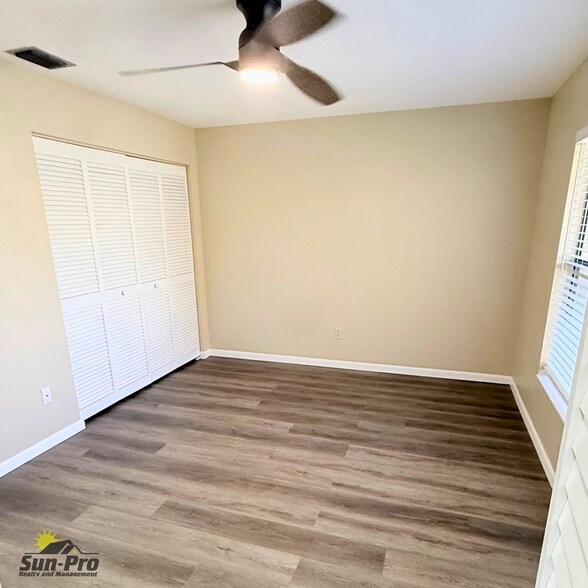 Building Photo - 108 Lacosta Ln