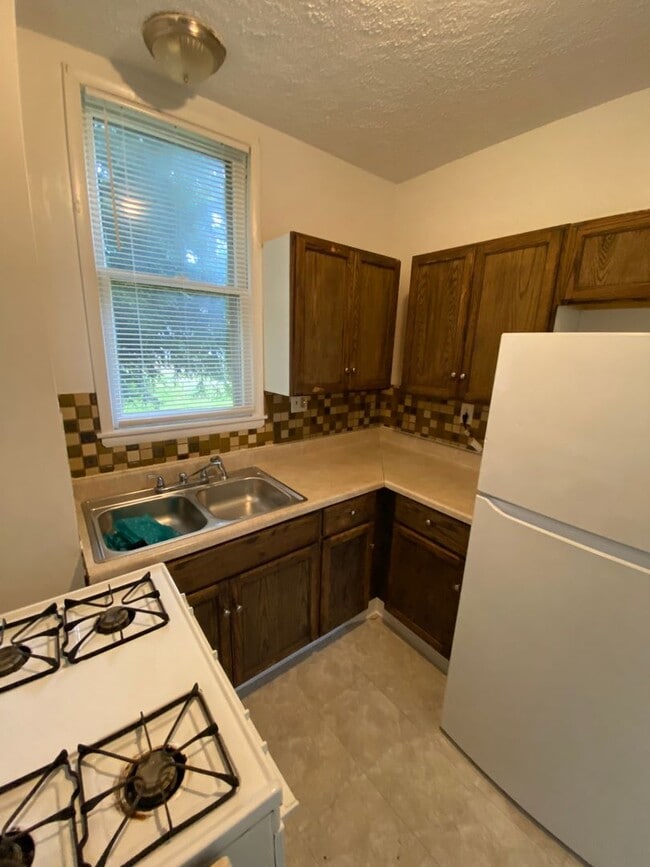 Primary Photo - One Bedroom Duplex with off street parking and private enclosed porch