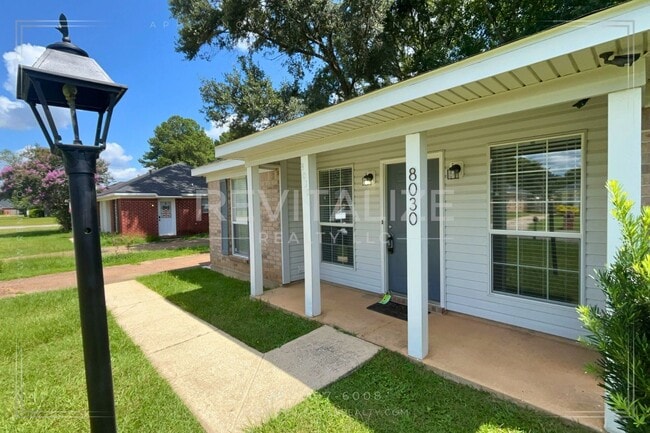 Building Photo - Stunning Semmes Home **COMING SOON!**