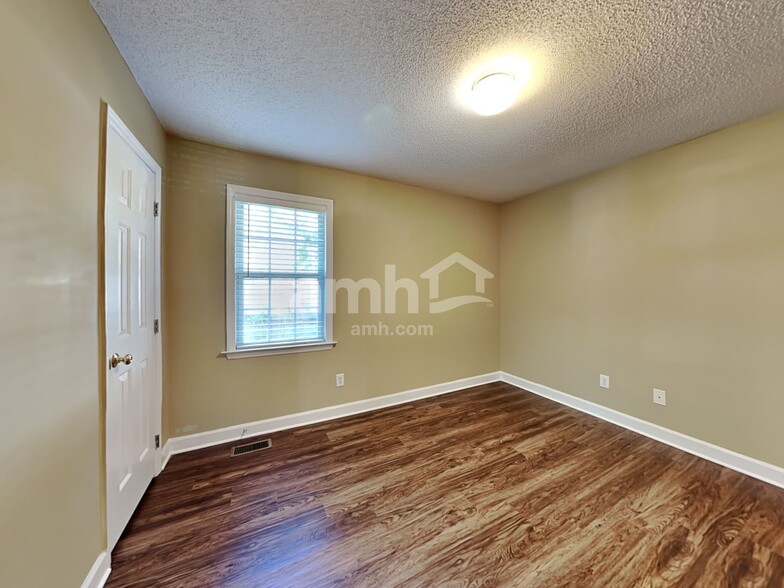 Building Photo - 4109 Archibald Way