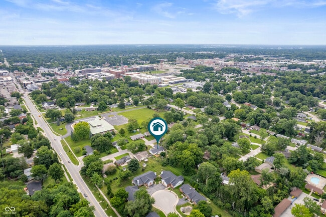 Building Photo - 66 Sherman Dr