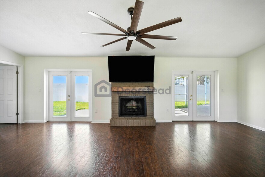 Building Photo - 7892 Sundown Dr