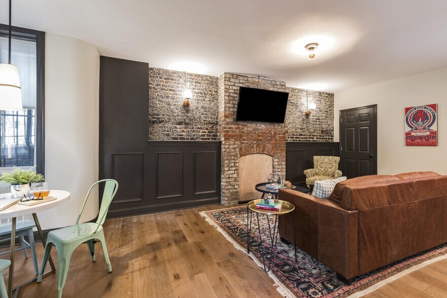 Building Photo - 1314 9th St NW