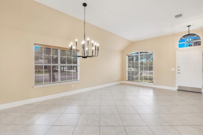 Building Photo - 7200 Quimper Ln