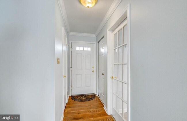 Building Photo - 4472 Ruggles Ct