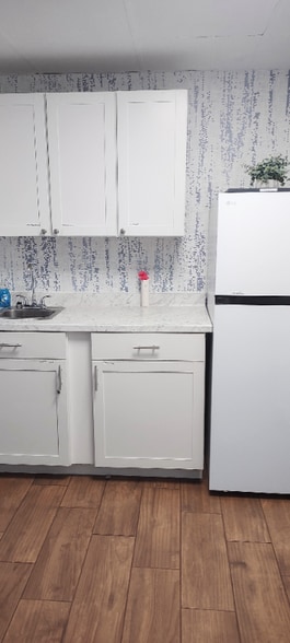 Building Photo - 6803 N Ocean Blvd