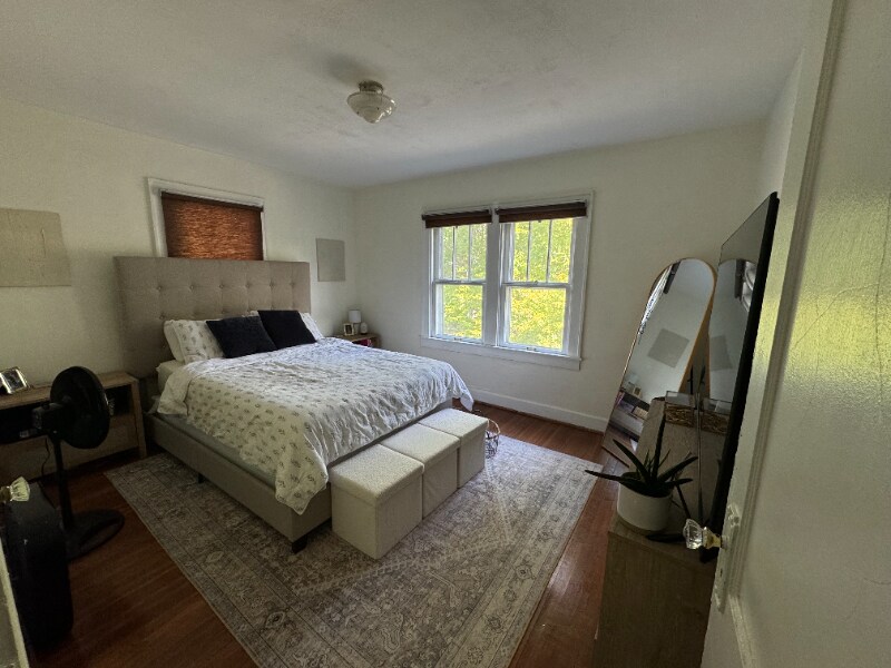 Building Photo - 336 N Lesley Ave