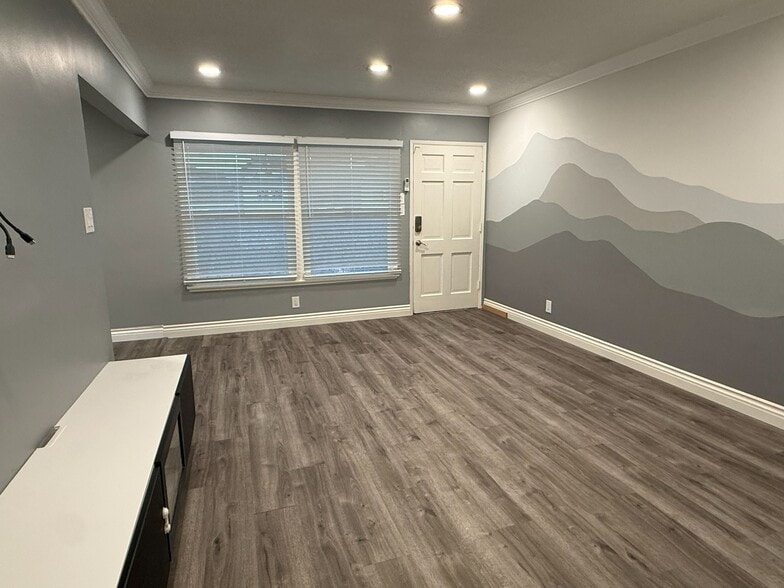 Building Photo - 2712 Via Paseo