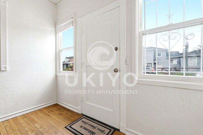 Building Photo - 1211 Francisco St