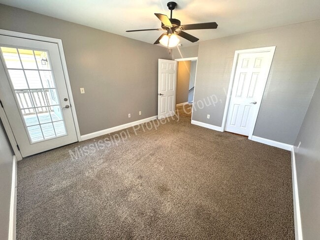 Building Photo - 3BR/2.5BA For Rent