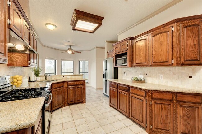 Building Photo - 112 Portulaca St