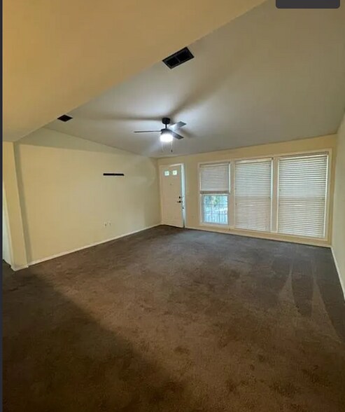 Building Photo - 2213 Cinnabar Pl