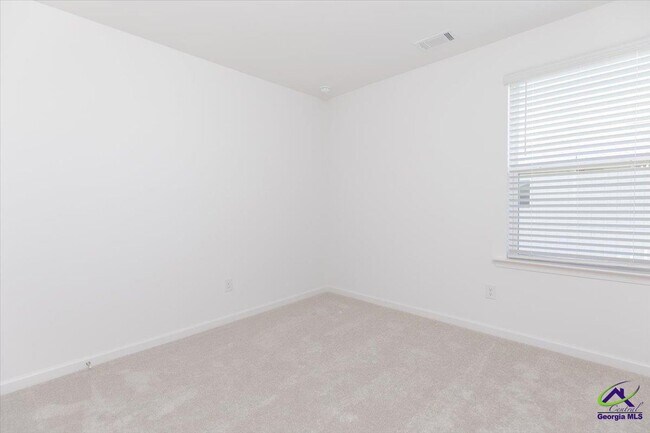 Building Photo - 218 Hickory Rdg Trl