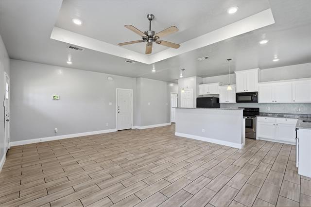 Building Photo - 3333 Dalton St