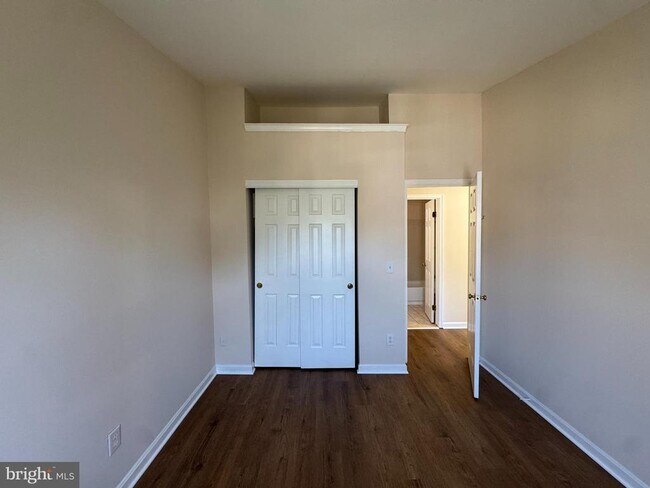 Building Photo - 12302 Sleepy Lake Ct