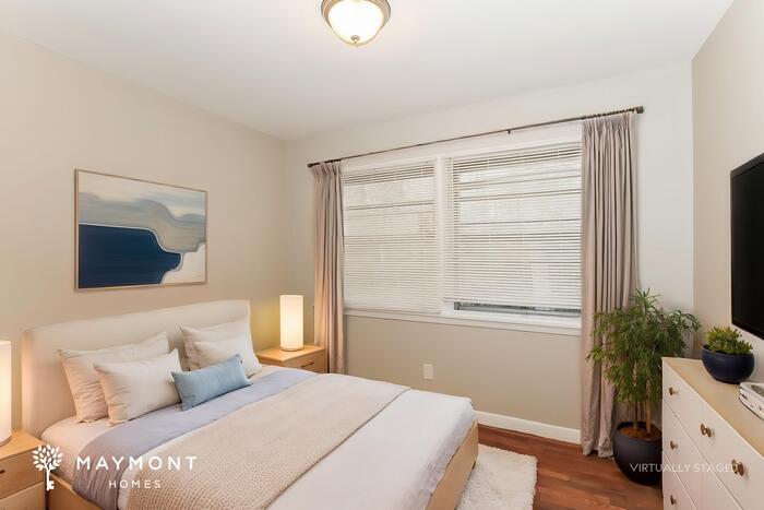 Building Photo - 6059 Holiday Blvd