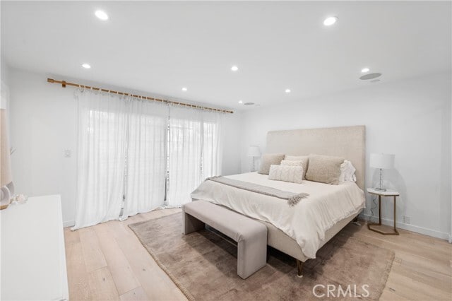 Building Photo - 4444 Canoga Ave