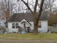 Building Photo - 1120 Sparks Rd