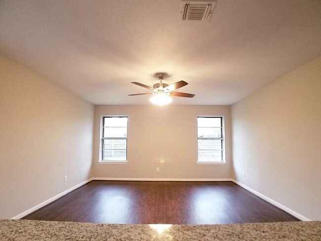 Building Photo - 3523 Mayfield Oaks Ln