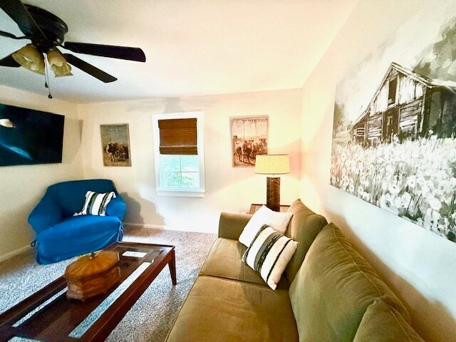 Building Photo - 4412 Wesley Rd