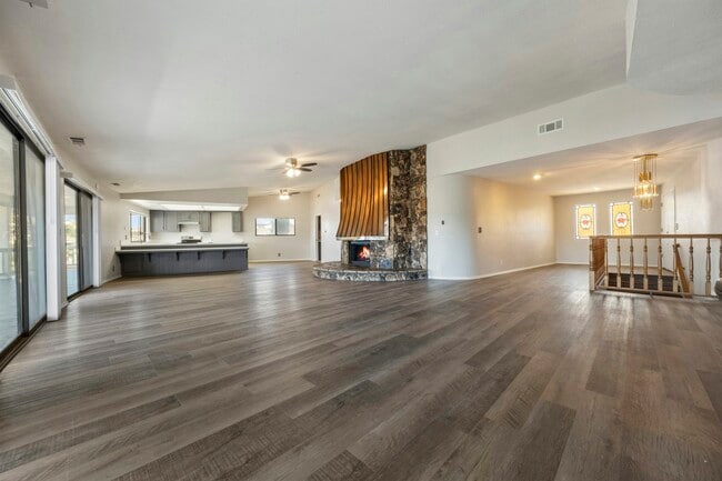 Building Photo - 29611 Bonanza Pl