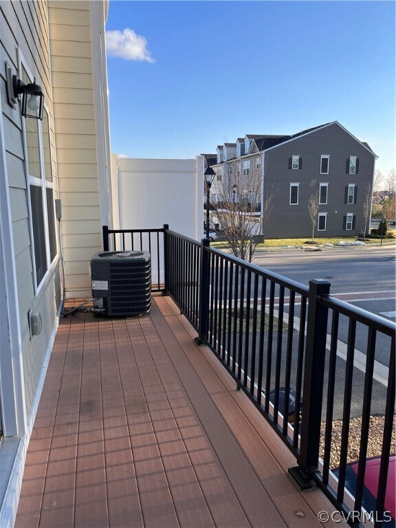 Building Photo - 11923 Shire Walk Path