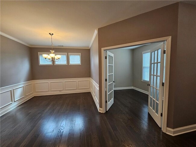 Building Photo - 3750 Thackary Dr