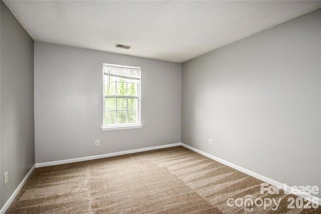 Building Photo - 126 Barnhardt Loop
