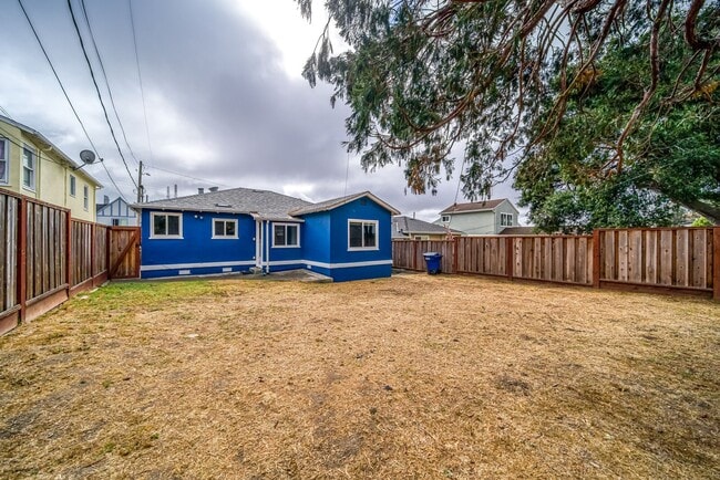 Building Photo - SOUTH SAN FRANCISCO HOME FOR RENT - $4,000/mo