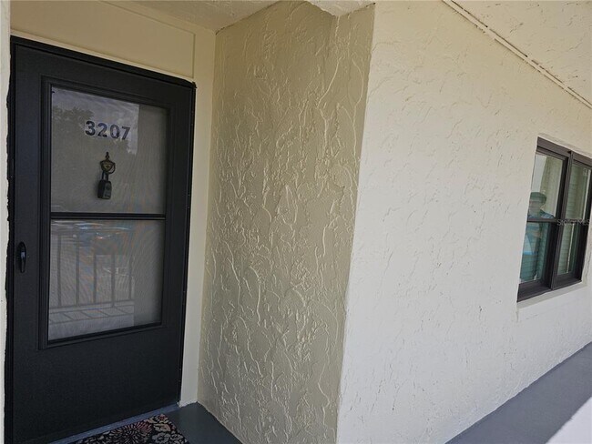 Building Photo - 14130 Rosemary Ln