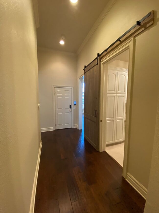 Building Photo - Stunning American River Canyon Custom Home