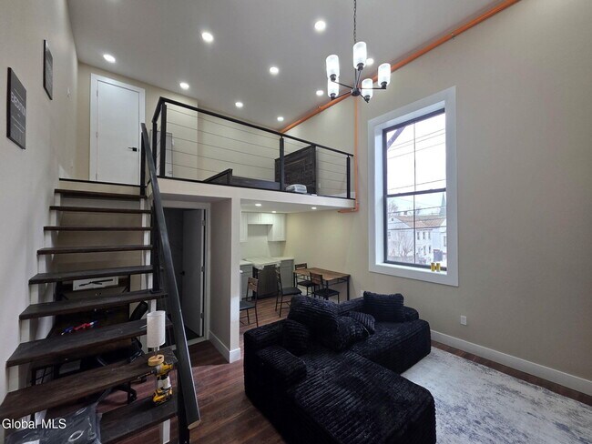 Building Photo - 43 Second Ave