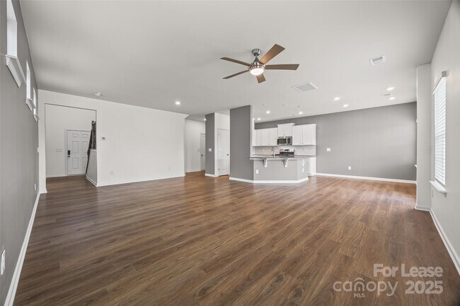 Building Photo - 5775 Soft Shell Dr
