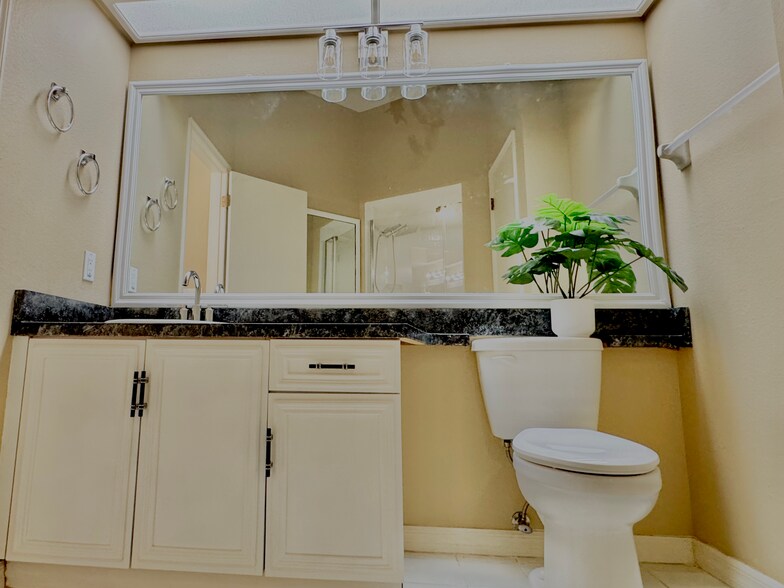 Building Photo - 4399 Brooker Creek Dr