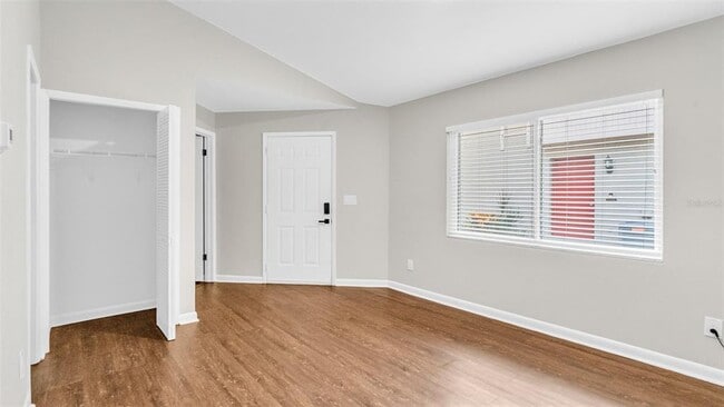 Building Photo - 7613 Amherst St