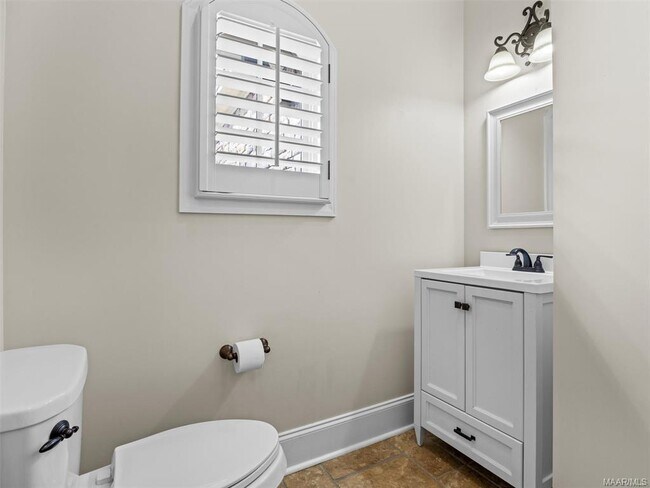 Building Photo - 3900 Turning Leaf Loop