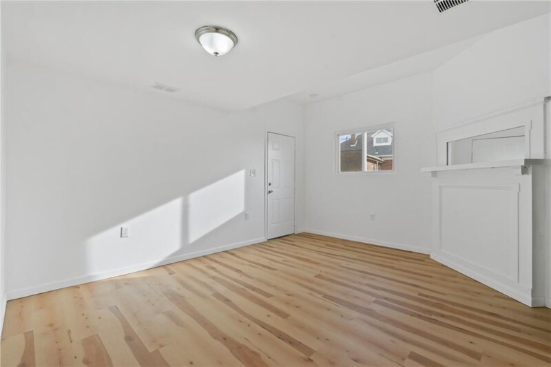 Building Photo - 7711 Westmoreland Ave