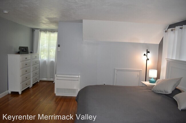 Building Photo - 4 br, 2 bath House - 3 Minot Avenue
