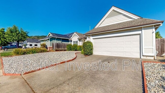 Building Photo - 430 Merlot Dr